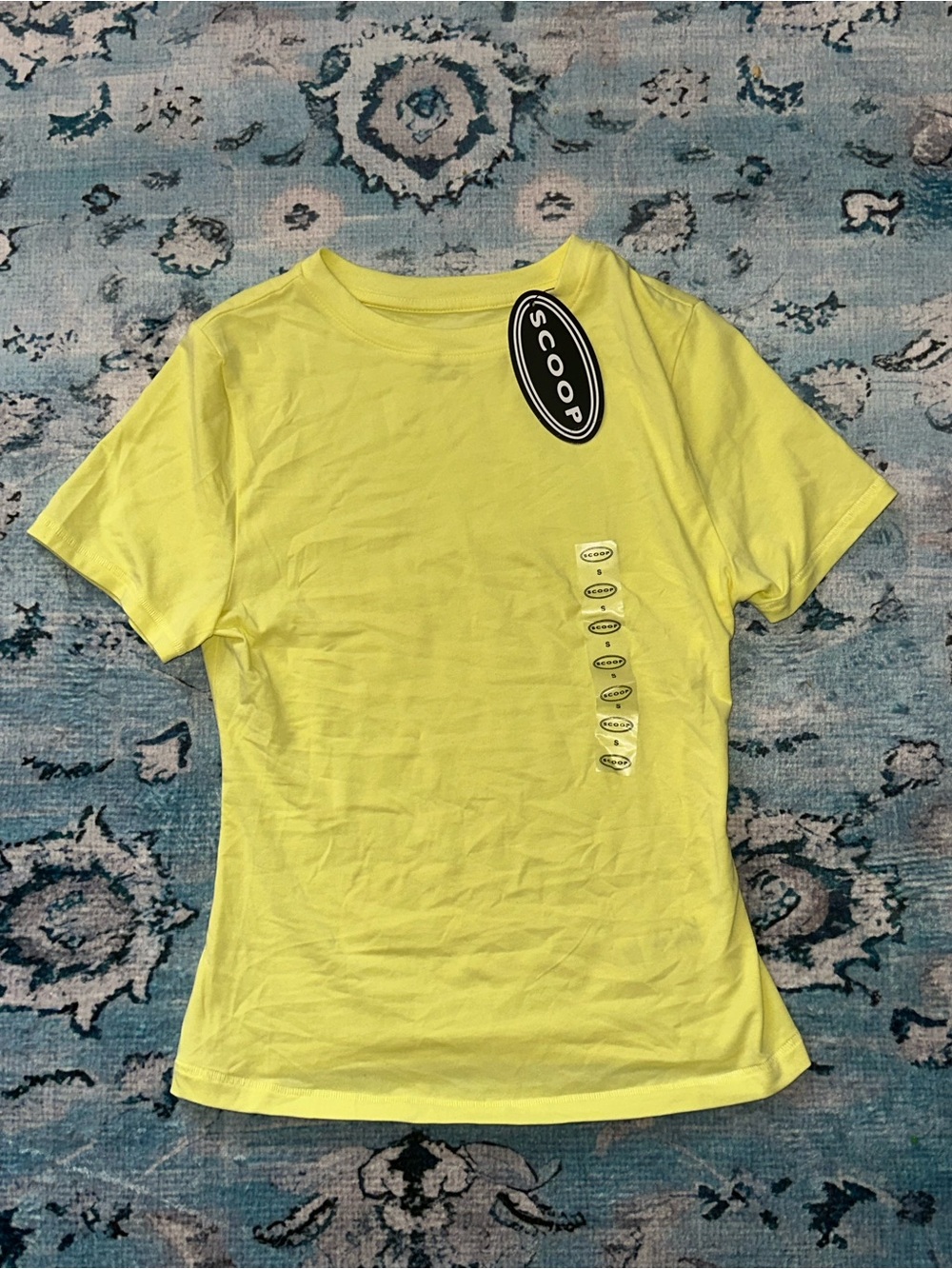 NWT Scoop Butter Yellow Short Sleeve Baby Tee Size Small Crew Neck